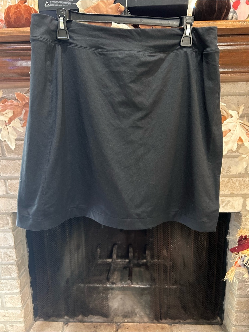 Everyday Black A-Line Skirt — Comfortable Stretch Fabric EUC